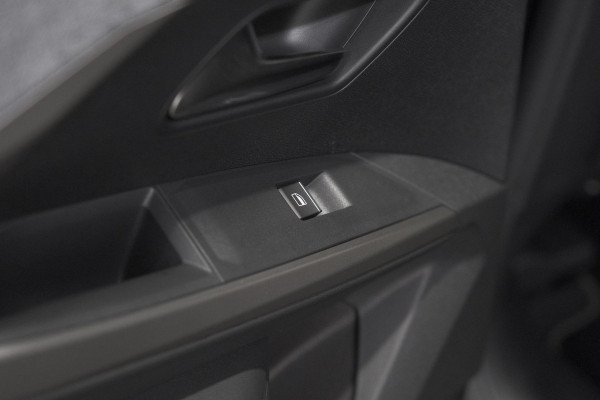 Peugeot 3008 1.2 Hybrid 145 GT | Elektrische Kofferklep | Camera | Adaptieve Cruise Control | Apple CarPlay