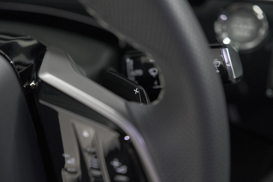Peugeot 3008 1.2 Hybrid 145 GT | Elektrische Kofferklep | Camera | Adaptieve Cruise Control | Apple CarPlay