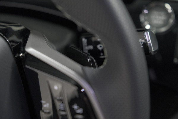 Peugeot 3008 1.2 Hybrid 145 GT | Elektrische Kofferklep | Camera | Adaptieve Cruise Control | Apple CarPlay