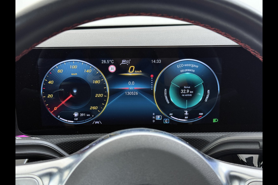 Mercedes-Benz A-Klasse 250 AMG line | Pano Memory Multibeam Distronic