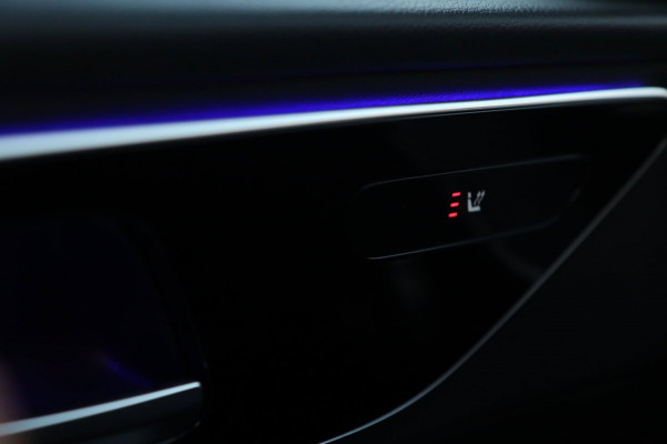 Mercedes-Benz C-Klasse C 180 Mild-Hybrid / PANODAK / ACC / CAMERA / CARPLAY / SFEERVERLICHTING