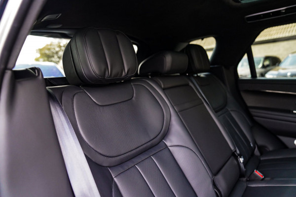 Land Rover Range Rover Sport 3.0 P510e First Edition | Massage | Stoelverwarming/verkoeling | Panorama | Luchtvering | HuD | BTW