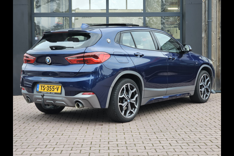 BMW X2 sDrive20i Executive | Automaat | LED | Pano | Trekhaak | M Sport X | Parking Pack | Elek. achterklep | Audio Media Pack | LMV 19" |
