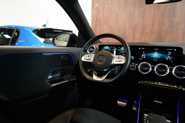 Mercedes-Benz GLA 250 e AMG Line
