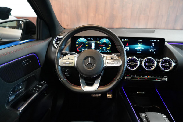 Mercedes-Benz GLA 250 e AMG Line