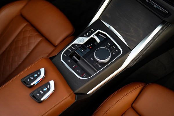 BMW 4 Serie Cabrio 430i High Executive | Harman/Kardon | Head up | Driving Assistant | Luxe Leder | Memory | Nekverwarming | LED