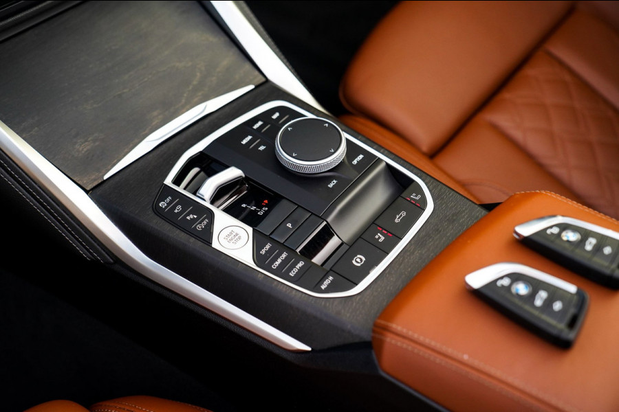 BMW 4 Serie Cabrio 430i High Executive | Harman/Kardon | Head up | Driving Assistant | Luxe Leder | Memory | Nekverwarming | LED