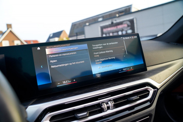 BMW 4 Serie Cabrio 430i High Executive | Harman/Kardon | Head up | Driving Assistant | Luxe Leder | Memory | Nekverwarming | LED