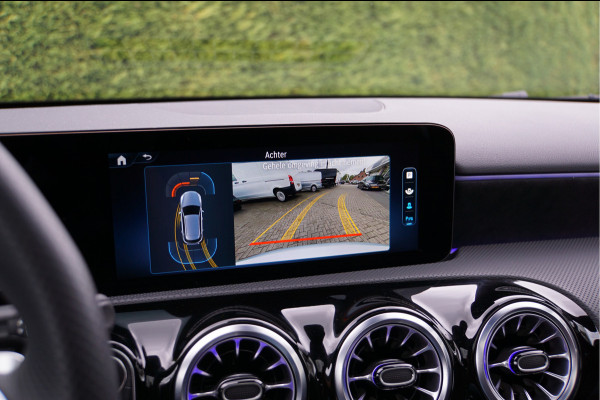 Mercedes-Benz A-Klasse A 250 e AMG Line Night Facelift | Pano Carplay Distronic Sfeer