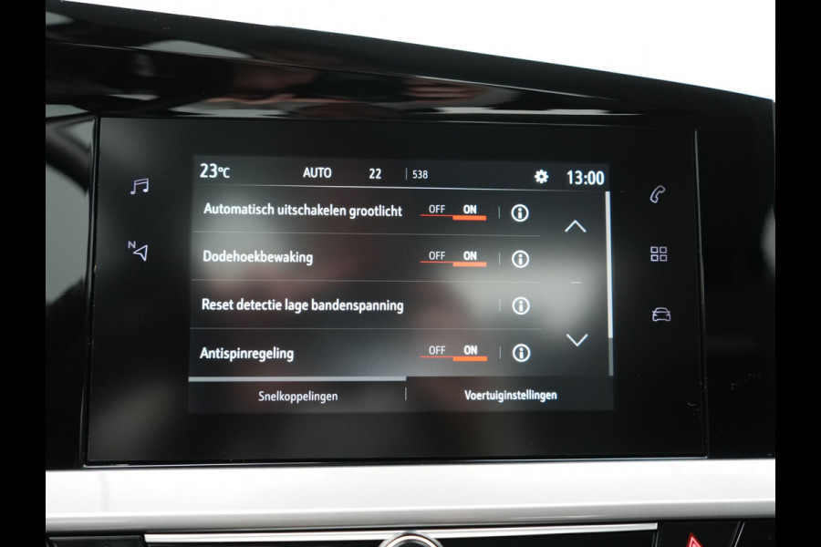 Opel Mokka-e Elegance 50-kWh 11kw bl. 136pk | 360 Camera | BLIS | Voorstoelen Verwarmd | Warmtepomp | Apple Carplay | Cruise Control | 17"L.M | LED Koplampen | Virtual | Lane Assist | DAB |