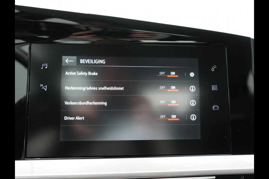 Opel Mokka-e Elegance 50-kWh 11kw bl. 136pk | 360 Camera | BLIS | Voorstoelen Verwarmd | Warmtepomp | Apple Carplay | Cruise Control | 17"L.M | LED Koplampen | Virtual | Lane Assist | DAB |