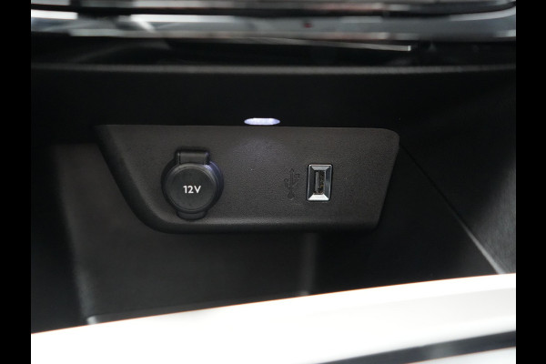 Opel Mokka-e Elegance 50-kWh 11kw bl. 136pk | 360 Camera | BLIS | Voorstoelen Verwarmd | Warmtepomp | Apple Carplay | Cruise Control | 17"L.M | LED Koplampen | Virtual | Lane Assist | DAB |