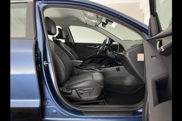 Kia Niro EV DynamicLine 64.8 kWh [3-Fase-11kW] {SoH-99%} (INCL-BTW) Aut. *LEATHER-FABRIC | ADAPTIVE-CRUISE | NAVI-FULLMAP | LANE-ASSIST | DIGI-COCKPIT | KEYLESS | CAMERA | DAB | COMFORTSEATS | SHIFTPADDLES | ECC | PDC | CARPLAY | 17''ALU*