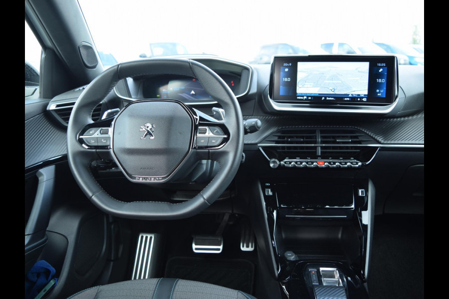 Peugeot 2008 1.2 PureTech Allure Pack | AUTOMAAT | 130 PK | NAVI | CRUISE CONTROL | PARKEERSENSOREN MET CAMERA | CLIMATE CONTROL | 25.716 KM