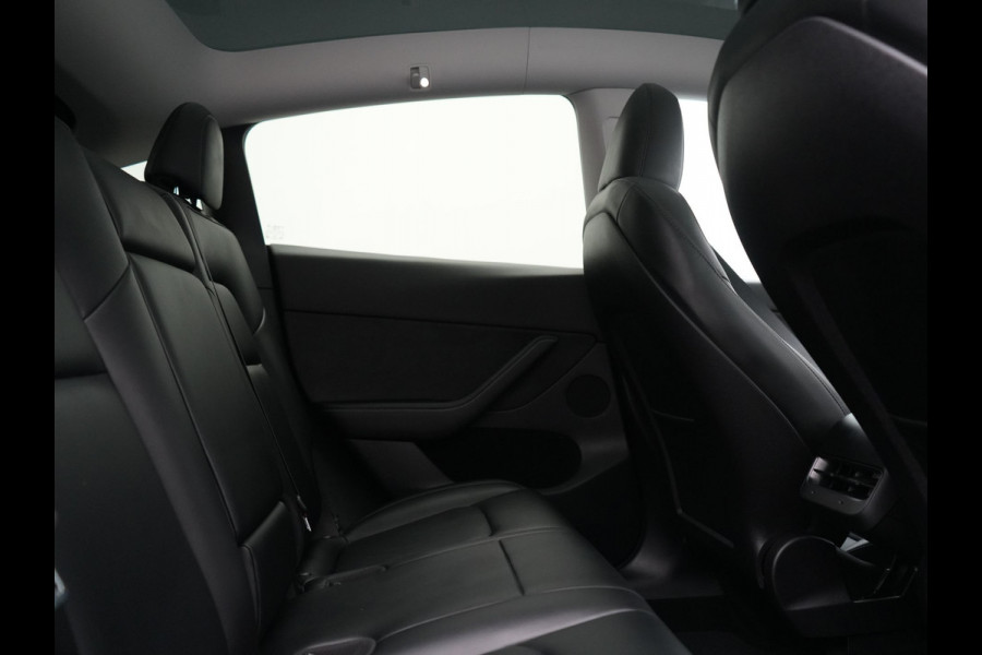 Tesla Model Y RWD 58 kWh 299pk Dealer O.H | Panodak | Full Self Driving Capability | Adaptive Cruise | 360 Camera | Lederen Sportstoelen Memory & Verwarmd | Keyless | BLIS | Navigatie | Virtual | DAB | Spotify | 20"L.M |