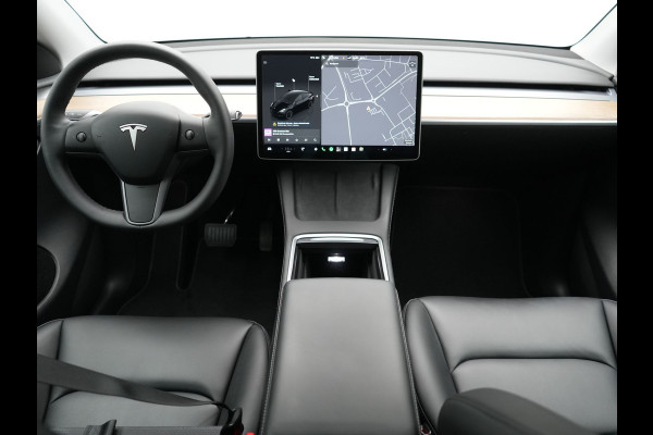 Tesla Model Y RWD 58 kWh 299pk Dealer O.H | Panodak | Full Self Driving Capability | Adaptive Cruise | 360 Camera | Lederen Sportstoelen Memory & Verwarmd | Keyless | BLIS | Navigatie | Virtual | DAB | Spotify | 20"L.M |