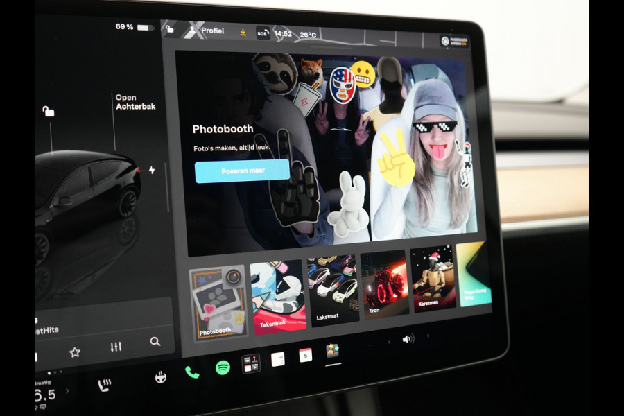 Tesla Model Y RWD 58 kWh 299pk Dealer O.H | Panodak | Full Self Driving Capability | Adaptive Cruise | 360 Camera | Lederen Sportstoelen Memory & Verwarmd | Keyless | BLIS | Navigatie | Virtual | DAB | Spotify | 20"L.M |