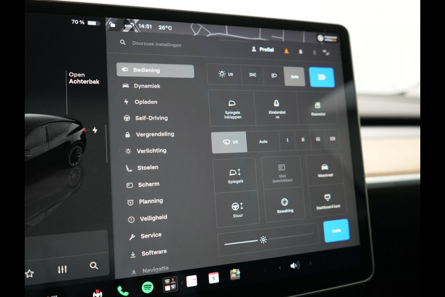 Tesla Model Y RWD 58 kWh 299pk Dealer O.H | Panodak | Full Self Driving Capability | Adaptive Cruise | 360 Camera | Lederen Sportstoelen Memory & Verwarmd | Keyless | BLIS | Navigatie | Virtual | DAB | Spotify | 20"L.M |