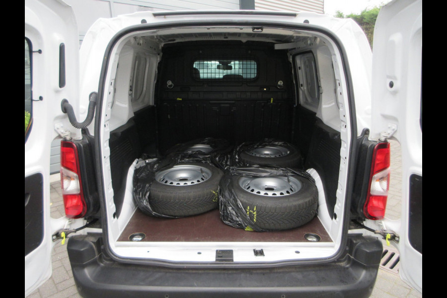 Toyota PROACE CITY 1.5 D-4D Live, 102pk, Euro 6, Airco, PDC, 3-Zits, Navigatie.