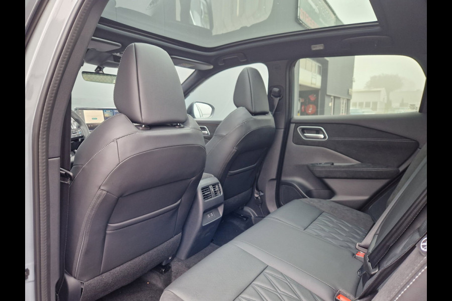 Nissan QASHQAI 1.3 MHEV Xtronic Tekna Plus /Ceramic Grey Bi-Tone