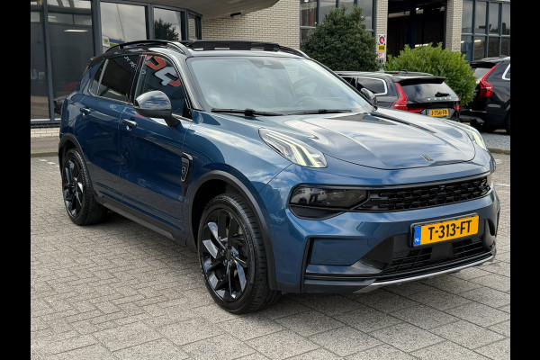 Lynk & Co 01 1.5 Trekhaak l Pano l NAVI l Camera l Zwarte Hemel