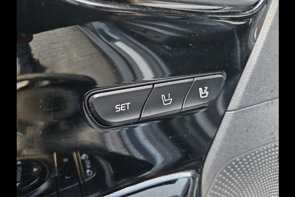 Kia e-Niro ExecutiveLine 64 kWh SOH 100%! Carplay! Camera! Leer! Nette Auto! Navigatie!
