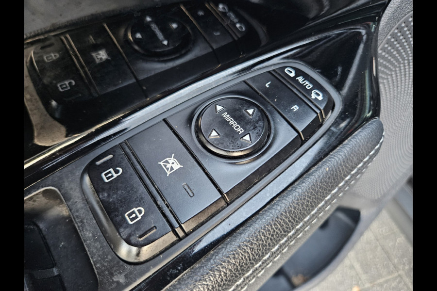 Kia e-Niro ExecutiveLine 64 kWh SOH 100%! Carplay! Camera! Leer! Nette Auto! Navigatie!