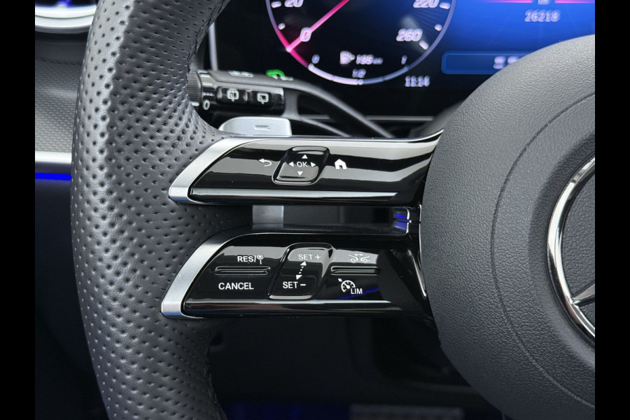 Mercedes-Benz GLC GLC 300 e 4MATIC AMG Line | Pano HUD Trekhaak Burmester Memory