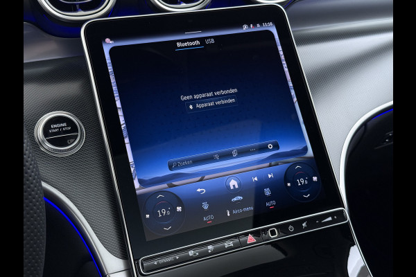 Mercedes-Benz GLC GLC 300 e 4MATIC AMG Line | Pano HUD Trekhaak Burmester Memory