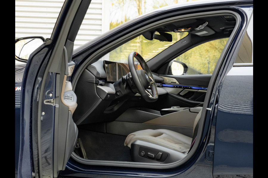 BMW i5 M60 xDrive - M-Sport Pro - Pano - Bowers & Wilkins - Stoelventilatie - ACC