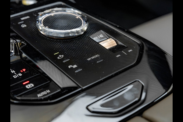 BMW i5 M60 xDrive - M-Sport Pro - Pano - Bowers & Wilkins - Stoelventilatie - ACC