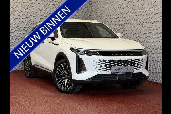 Omoda 9 OMODA 9 PREMIUM AWD 538 PK | Stary White | Rood Leer LUXE PHEV SUV | 145 KM ELEKTRISCH | ONGEBRUIKTE NIEUWE AUTO 4WD 4X4