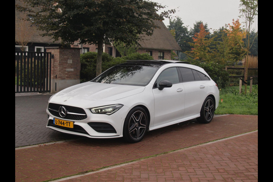 Mercedes-Benz CLA-Klasse Shooting Brake 200 Business Solution AMG | Panoramadak | Elektrisch verstelbare stoel(en) | Matrix LED koplampen | NL-Auto |
