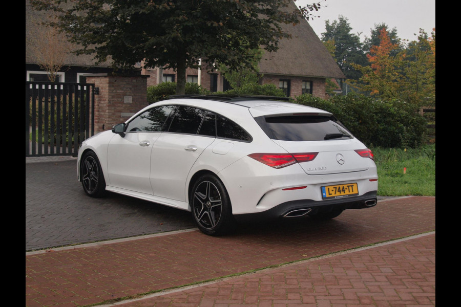 Mercedes-Benz CLA-Klasse Shooting Brake 200 Business Solution AMG | Panoramadak | Elektrisch verstelbare stoel(en) | Matrix LED koplampen | NL-Auto |