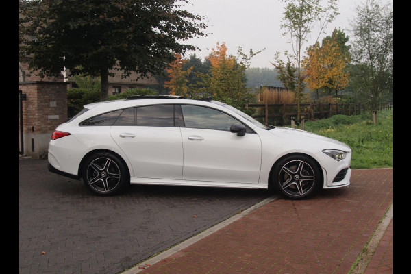 Mercedes-Benz CLA-Klasse Shooting Brake 200 Business Solution AMG | Panoramadak | Elektrisch verstelbare stoel(en) | Matrix LED koplampen | NL-Auto |