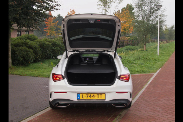 Mercedes-Benz CLA-Klasse Shooting Brake 200 Business Solution AMG | Panoramadak | Elektrisch verstelbare stoel(en) | Matrix LED koplampen | NL-Auto |