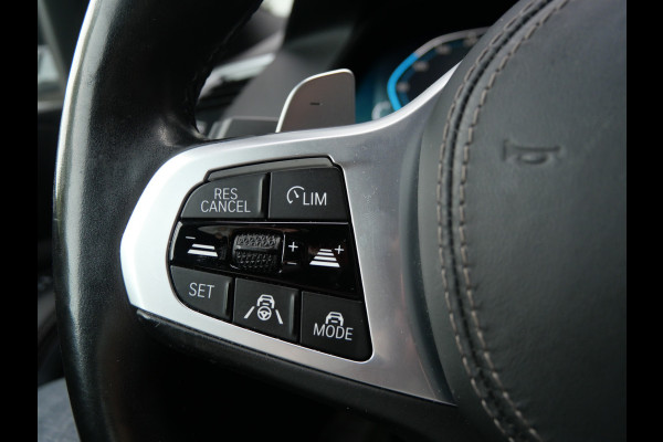 BMW X5 xDrive45e M-SPORT | A.C.C | H.U.D | TREKHAAK | 4WS | 22 INCH | LUCHTVERING!!