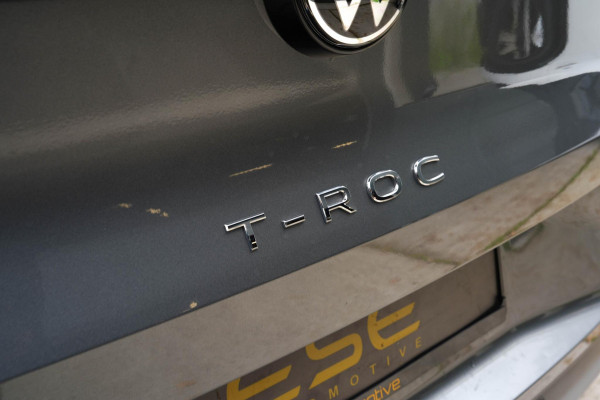 Volkswagen T-Roc 1.5 eTSI Life |Pano|Camera|Trekhaak|