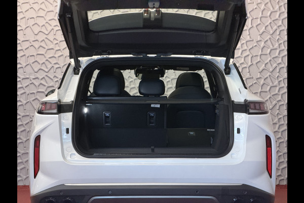 Omoda 9 OMODA 9 PREMIUM AWD 538 PK | DIV.KLEUREN UIT VOORRAAD LEVERBAAR | Stary White | FULL OPTIONS PHEV SUV | 145 KM ELEKTRISCH | ONGE 4WD 4X4