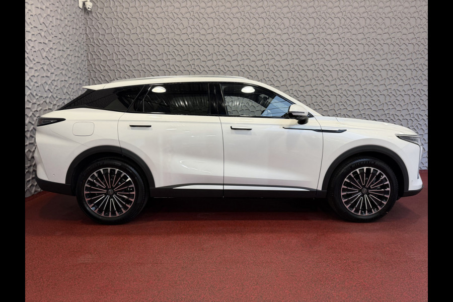 Omoda 9 OMODA 9 PREMIUM AWD 538 PK | DIV.KLEUREN UIT VOORRAAD LEVERBAAR | Stary White | FULL OPTIONS PHEV SUV | 145 KM ELEKTRISCH | ONGE 4WD 4X4