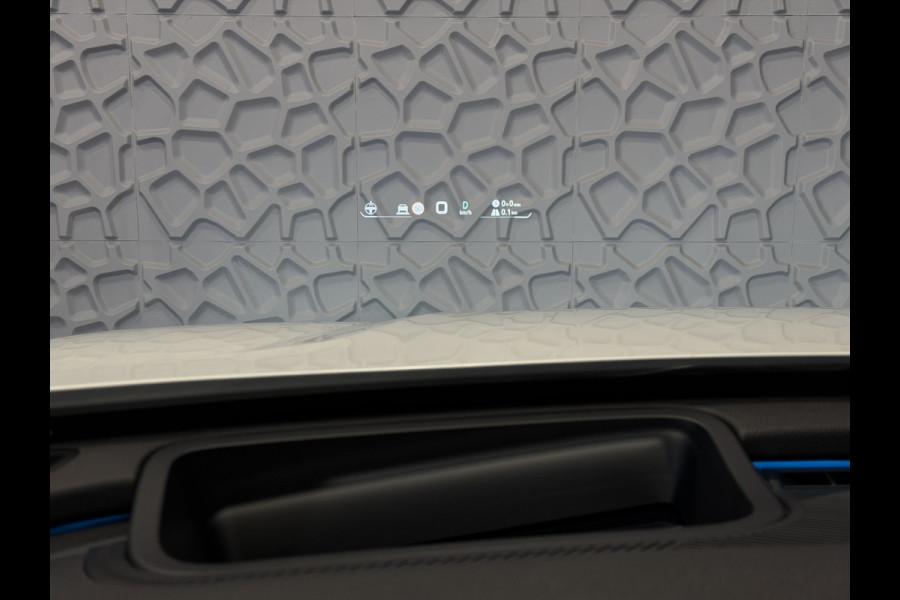 Omoda 9 OMODA 9 PREMIUM AWD 538 PK | SONY DOLBY | Stary White | FULL OPTIONS PHEV SUV | 145 KM ELEKTRISCH | ONGEBRUIKTE NIEUWE AUTO 4WD 4X4