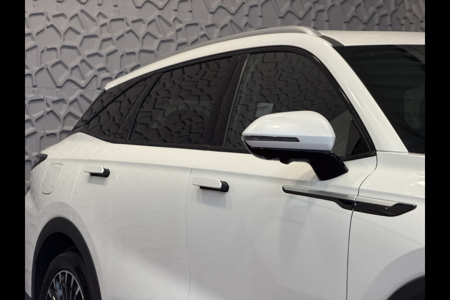 Omoda 9 OMODA 9 PREMIUM AWD 538 PK | SONY DOLBY | Stary White | FULL OPTIONS PHEV SUV | 145 KM ELEKTRISCH | ONGEBRUIKTE NIEUWE AUTO 4WD 4X4