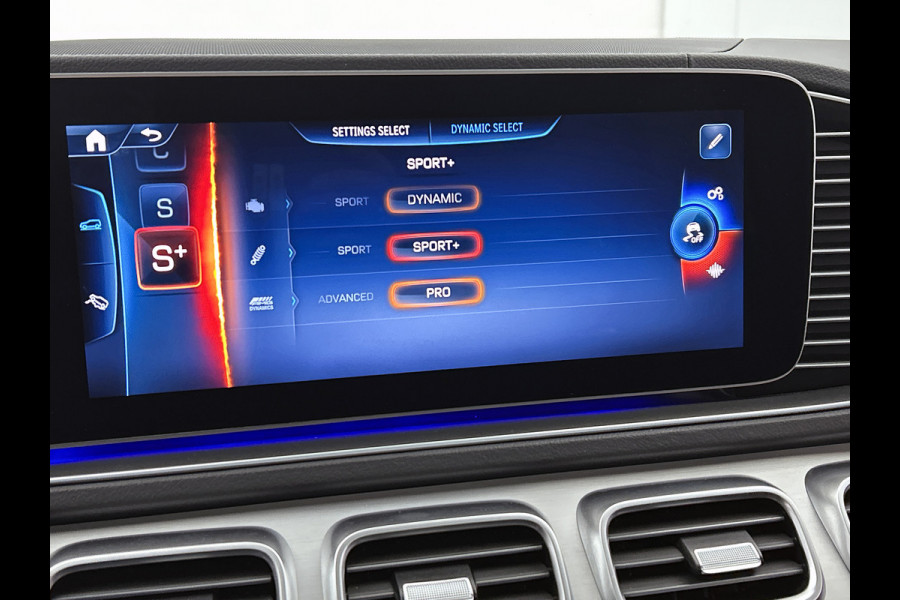 Mercedes-Benz GLE Coupé Mercedes-AMG 53 Hybrid 4M + Nightpakket Premium Plus | Trekhaak | Panoramadak | Airmatic | Distronic | Burmester® | Head Up Display | Sluitbekrachtiging | . Inclusief 24 maanden Mercedes-Benz Certified garantie voor Europa. garage-sale