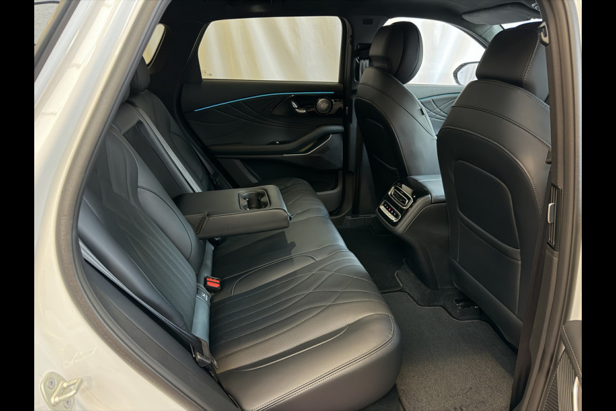 Omoda 9 OMODA 9 PREMIUM AWD 538 PK | Stary White | FABRIEKSGARANTIE PHEV SUV | 145 KM ELEKTRISCH | ONGEBRUIKTE NIEUWE AUTO 4WD 4X4
