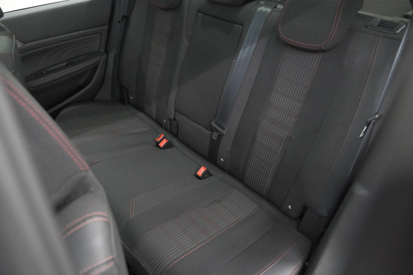 Peugeot 308 SW PureTech 130 GT-line | Black Pack | Panoramadak | Camera | Adaptieve Cruise Control