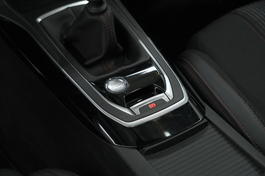 Peugeot 308 SW PureTech 130 GT-line | Black Pack | Panoramadak | Camera | Adaptieve Cruise Control