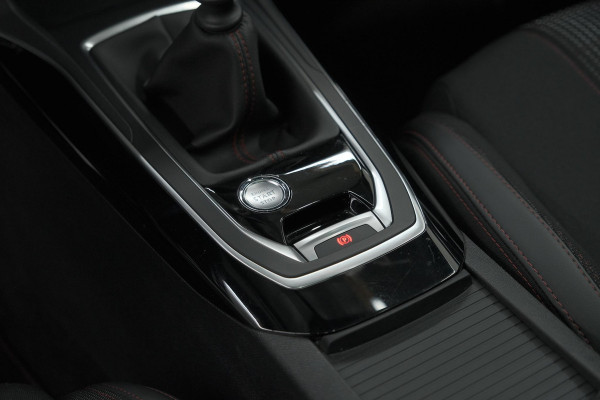 Peugeot 308 SW PureTech 130 GT-line | Black Pack | Panoramadak | Camera | Adaptieve Cruise Control