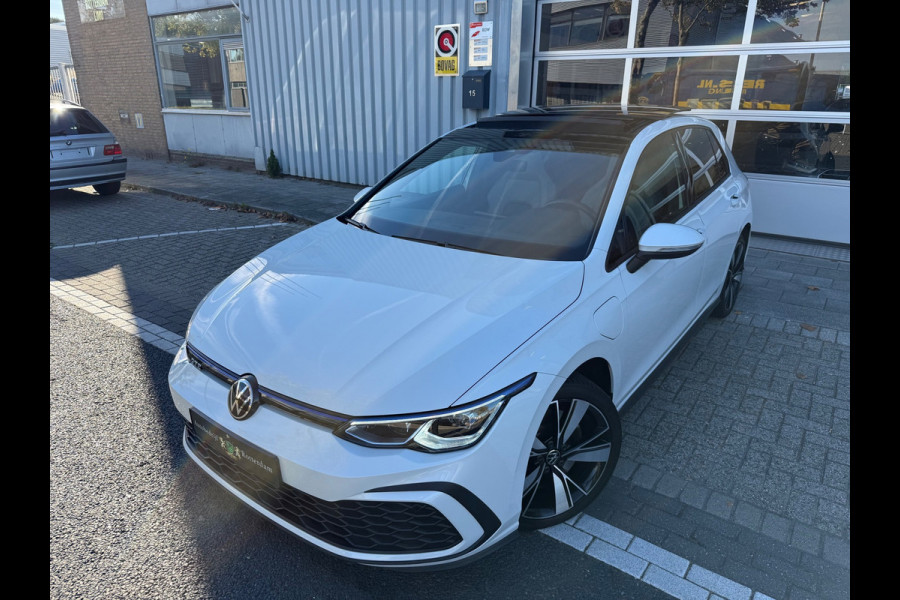Volkswagen Golf 1.4 eHybrid GTE IQ LMV18/NAV/LEER/SFEER/PANO