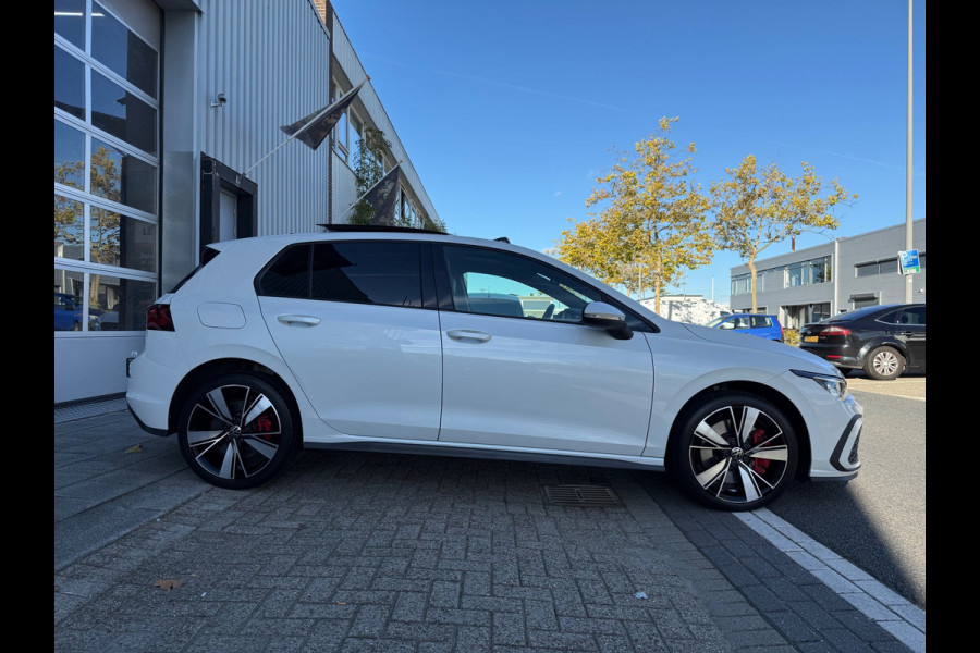 Volkswagen Golf 1.4 eHybrid GTE IQ LMV18/NAV/LEER/SFEER/PANO