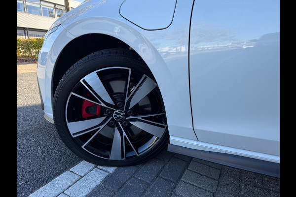 Volkswagen Golf 1.4 eHybrid GTE IQ LMV18/NAV/LEER/SFEER/PANO